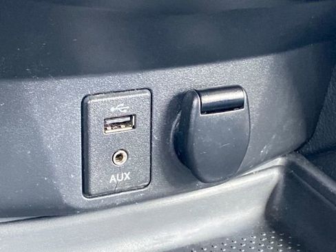 Used 2015 Nissan Rogue SV w/ SV Premium Package image 22