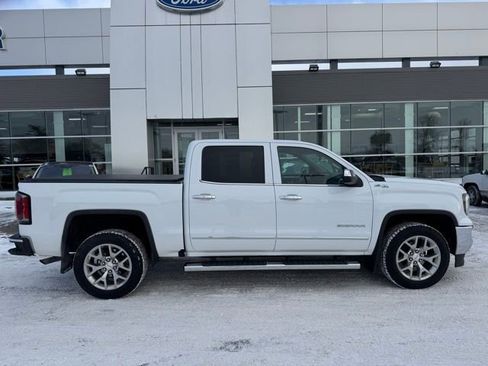 Used 2018 GMC Sierra 1500 SLT w/ SLT Premium Package image 36