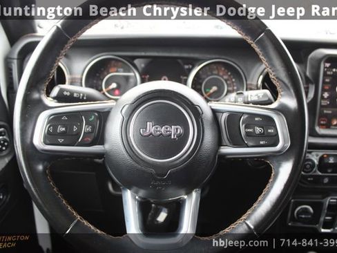 Used 2021 Jeep Wrangler Unlimited Sahara image 19