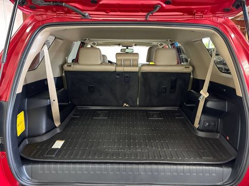 Used 2018 Toyota 4Runner Limited AWD/4WD image 23