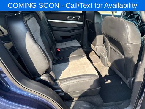 Used 2017 Ford Explorer XLT w/ Equipment Group 202A AWD/4WD image 10