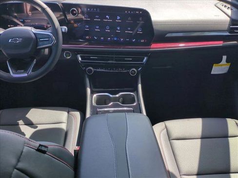 New 2026 Chevrolet Traverse Z71 w/ LPO, Floor Liner Package AWD/4WD image 14
