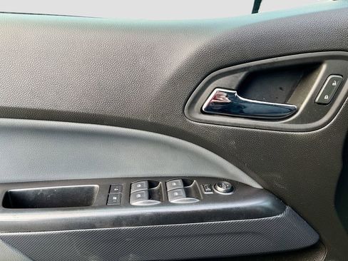 Used 2019 Chevrolet Colorado Z71 image 17