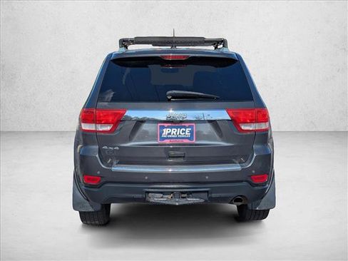 Used 2011 Jeep Grand Cherokee Overland image 7