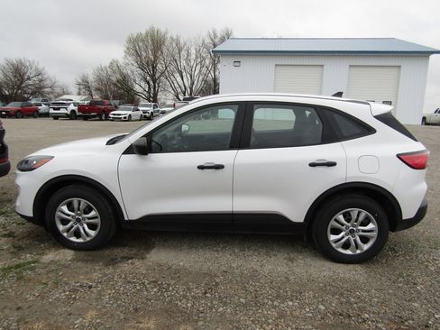 Used 2020 Ford Escape S image 2