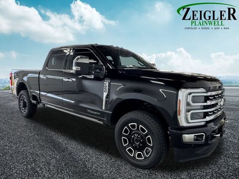 Used 2024 Ford F250 Platinum AWD/4WD image 6