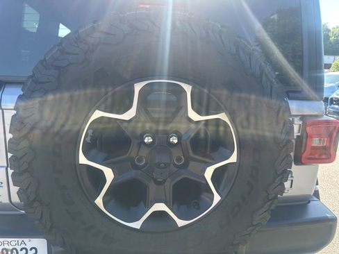 Used 2021 Jeep Wrangler Unlimited Rubicon 4xe w/ Cold Weather Group AWD/4WD image 21