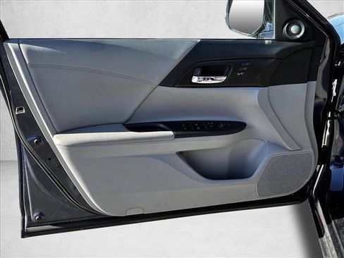 Used 2014 Honda Accord EX-L image 12