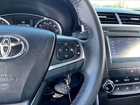 Used 2017 Toyota Camry LE FWD image 20