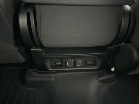 Used 2021 GMC Sierra 1500 Elevation w/ X31 Off-Road Package AWD/4WD image 21