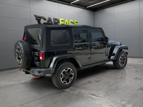 Used 2016 Jeep Wrangler Unlimited Rubicon AWD/4WD image 13