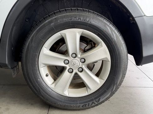 Used 2014 Toyota RAV4 XLE FWD image 16