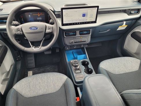 New 2025 Ford Maverick XLT image 7