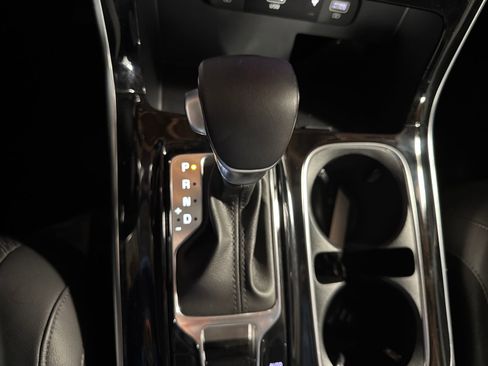 Used 2024 Kia Carnival SX Prestige FWD image 11