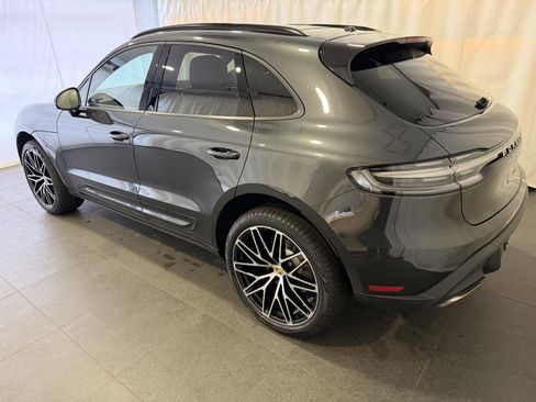 New 2026 Porsche Macan image 3