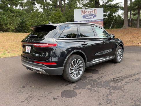 Used 2023 Lincoln Corsair Reserve w/ Equipment Group 201A AWD/4WD image 6