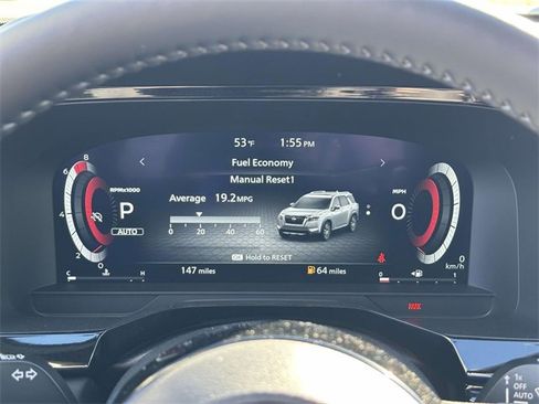 New 2025 Nissan Pathfinder Platinum image 24