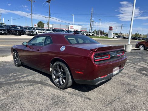 Used 2018 Dodge Challenger R/T Plus RWD image 3