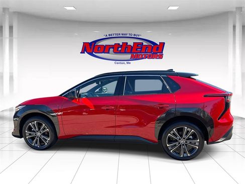 Used 2023 Toyota bZ4X AWD w/ Weather Package image 6