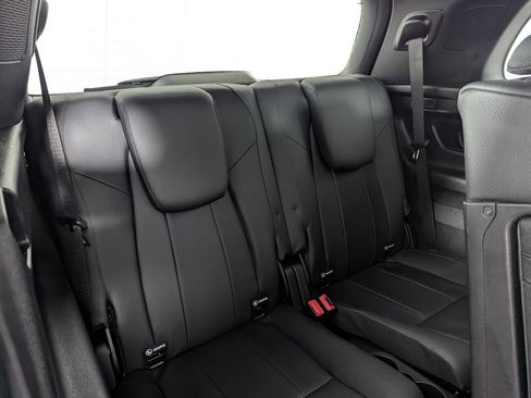 Used 2021 Mercedes-Benz GLB 250 image 33