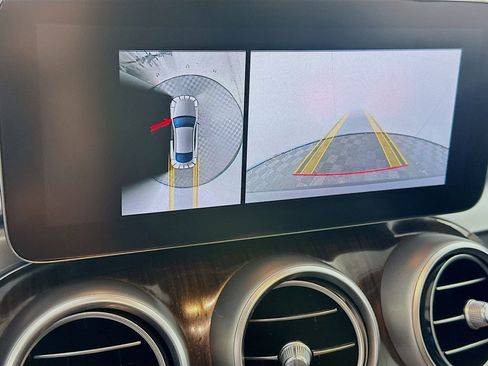 Used 2022 Mercedes-Benz C 300 Coupe image 23