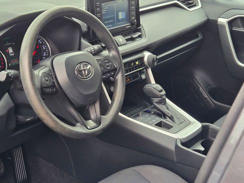 Used 2020 Toyota RAV4 LE w/ All Weather Liner Package AWD/4WD image 31