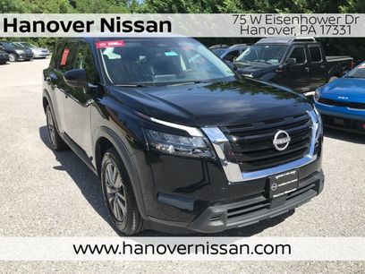 Certified 2025 Nissan Pathfinder SV
