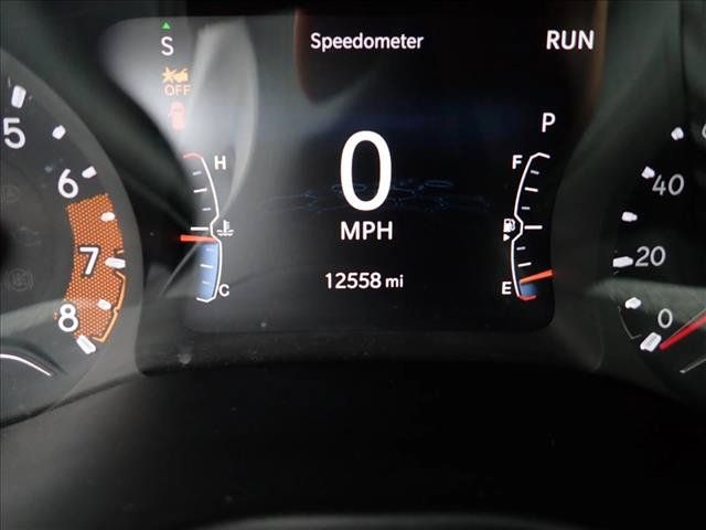 Used 2023 Jeep Compass Latitude AWD/4WD image 23
