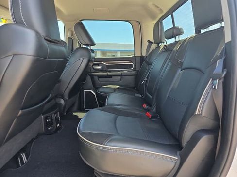 Used 2024 RAM 2500 Laramie AWD/4WD image 11