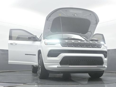 Used 2022 Jeep Compass High Altitude AWD/4WD image 58