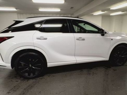 Used 2024 Lexus RX 500h F Sport w/ Convenience Package image 9