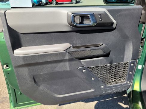 Used 2023 Ford Bronco Big Bend image 23