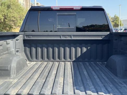 Used 2023 GMC Sierra 1500 SLT AWD/4WD image 33