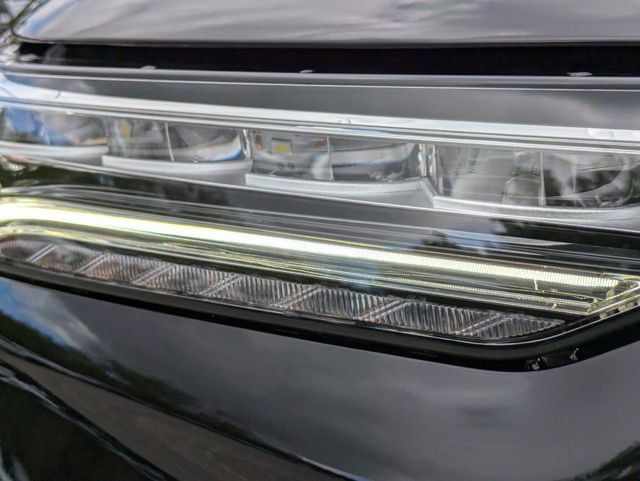 Used 2026 Acura MDX w/ Technology Package AWD/4WD image 9