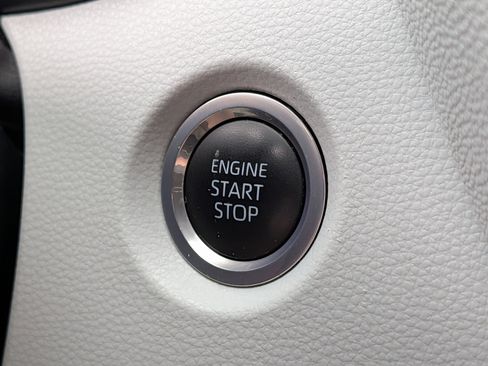 Used 2024 Toyota Corolla SE FWD image 28