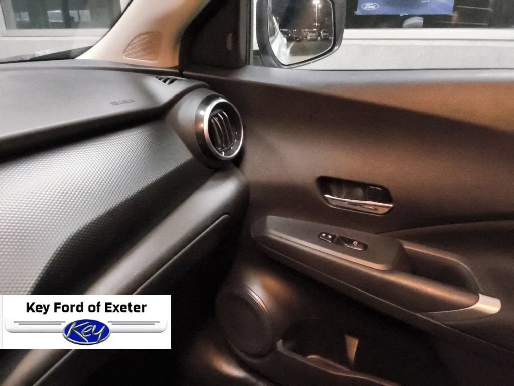 Used 2021 Nissan Kicks SV FWD image 35