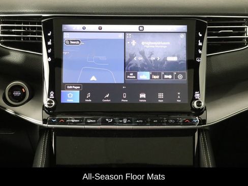 New 2026 Jeep Grand Wagoneer 4WD image 30