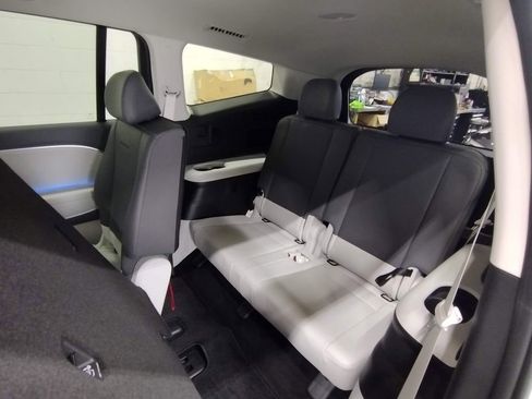 New 2026 Hyundai Ioniq 9 SEL w/ Tow & Go Package image 41