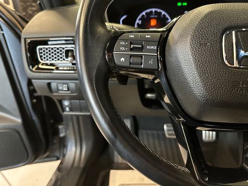 Used 2022 Honda Civic Sport image 11