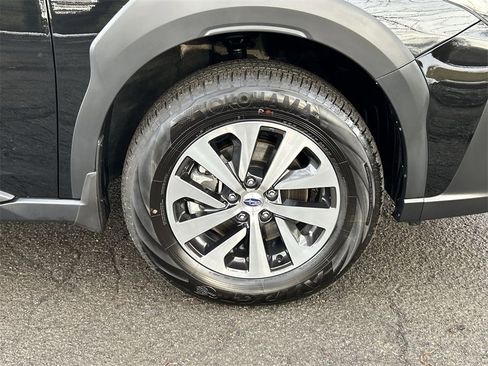 Certified 2025 Subaru Outback Premium image 13