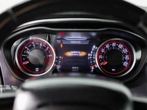 Used 2018 Dodge Challenger SXT image 20