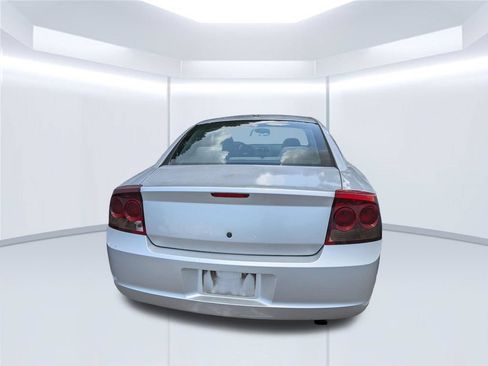 Used 2010 Dodge Charger SXT RWD image 3