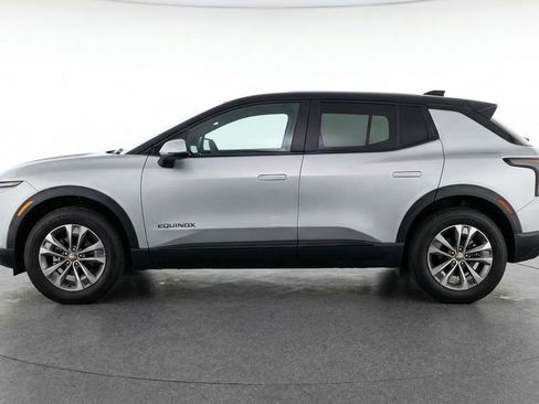 Used 2025 Chevrolet Equinox LT image 5