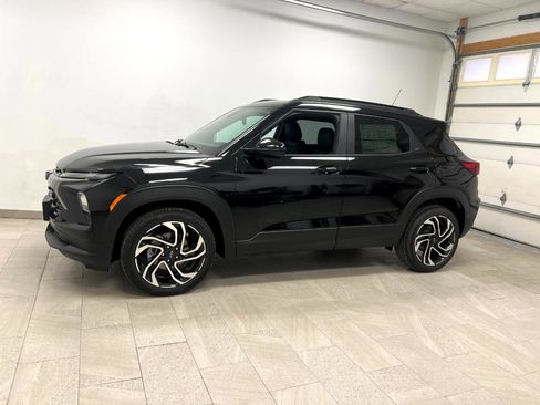 New 2026 Chevrolet TrailBlazer RS w/ Driver Confidence Package FWD image 6