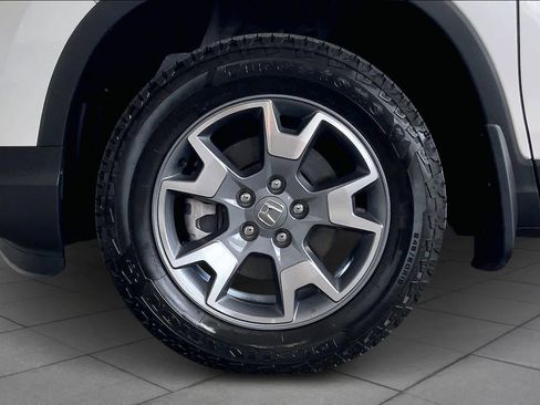 Used 2023 Honda Passport TrailSport image 11