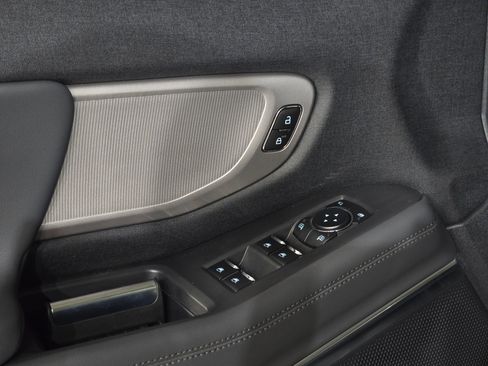 New 2026 Ford Expedition Active AWD/4WD image 22