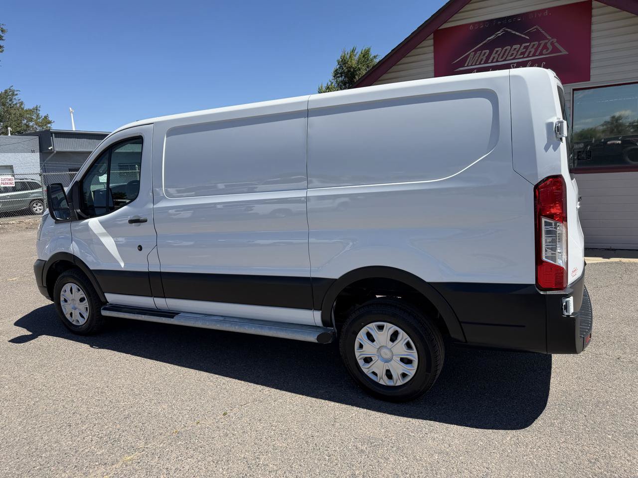 Used 2025 Ford Transit 250 Low Roof w/ Exterior Upgrade Package RWD image 6