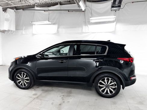 Used 2018 Kia Sportage EX w/ EX Technology Package FWD image 3