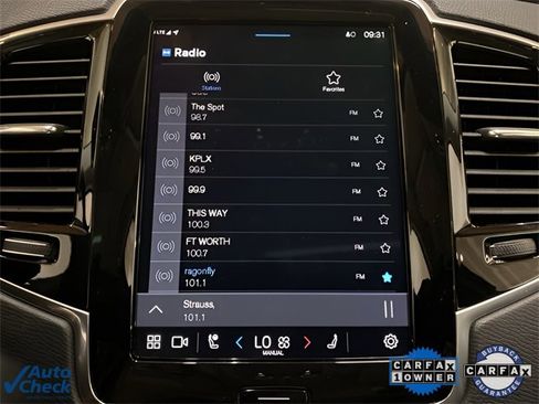 Used 2025 Volvo XC90 B6 Plus image 40