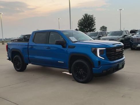 Certified 2023 GMC Sierra 1500 Elevation AWD/4WD image 2